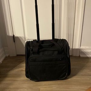 Briggs&Riley carry-on 2wheeled computer bag